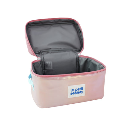 A thermal lunch bag that is lined with a PEVA waterproof lining.