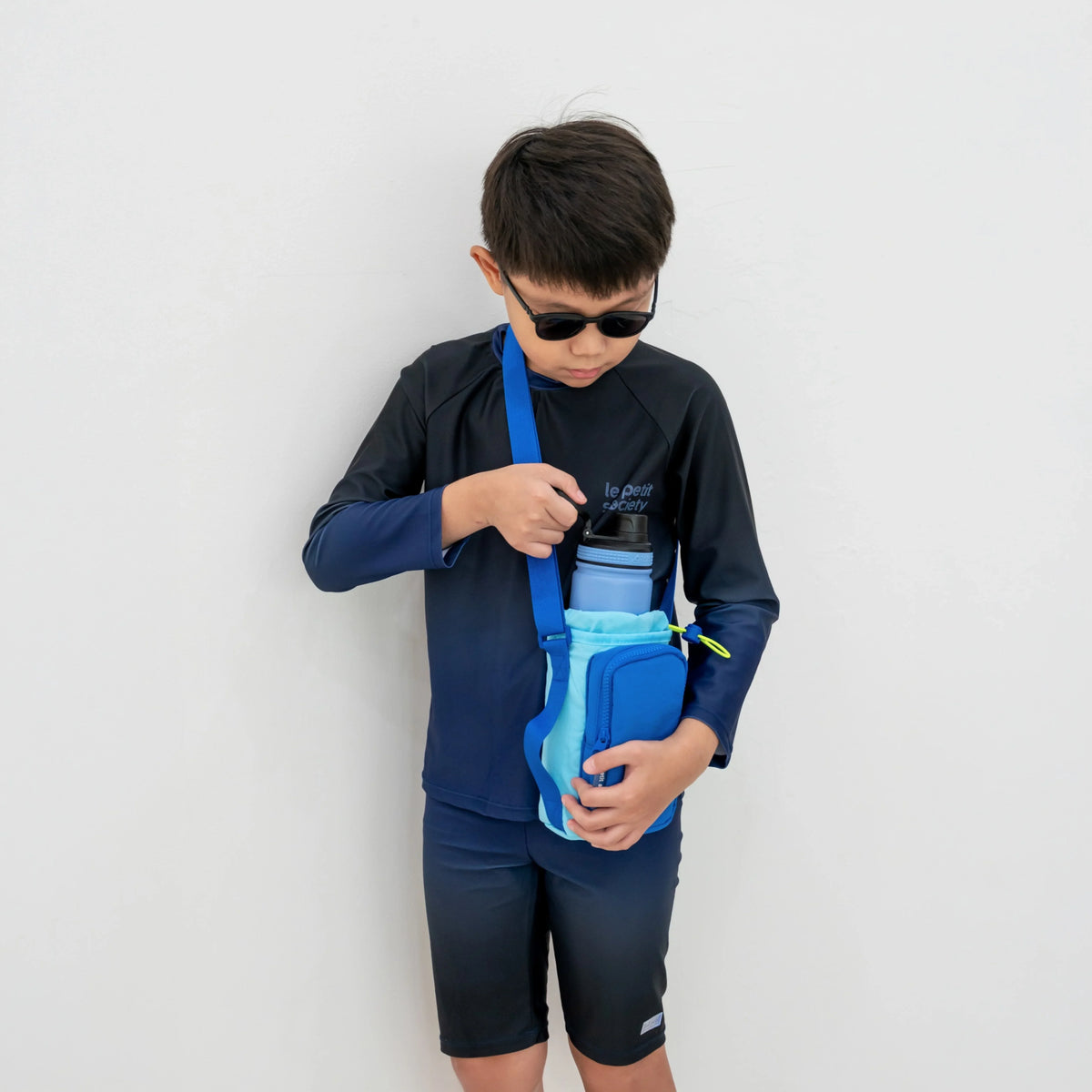 Water Bottle Sling Bag- Sky/Dark Blue