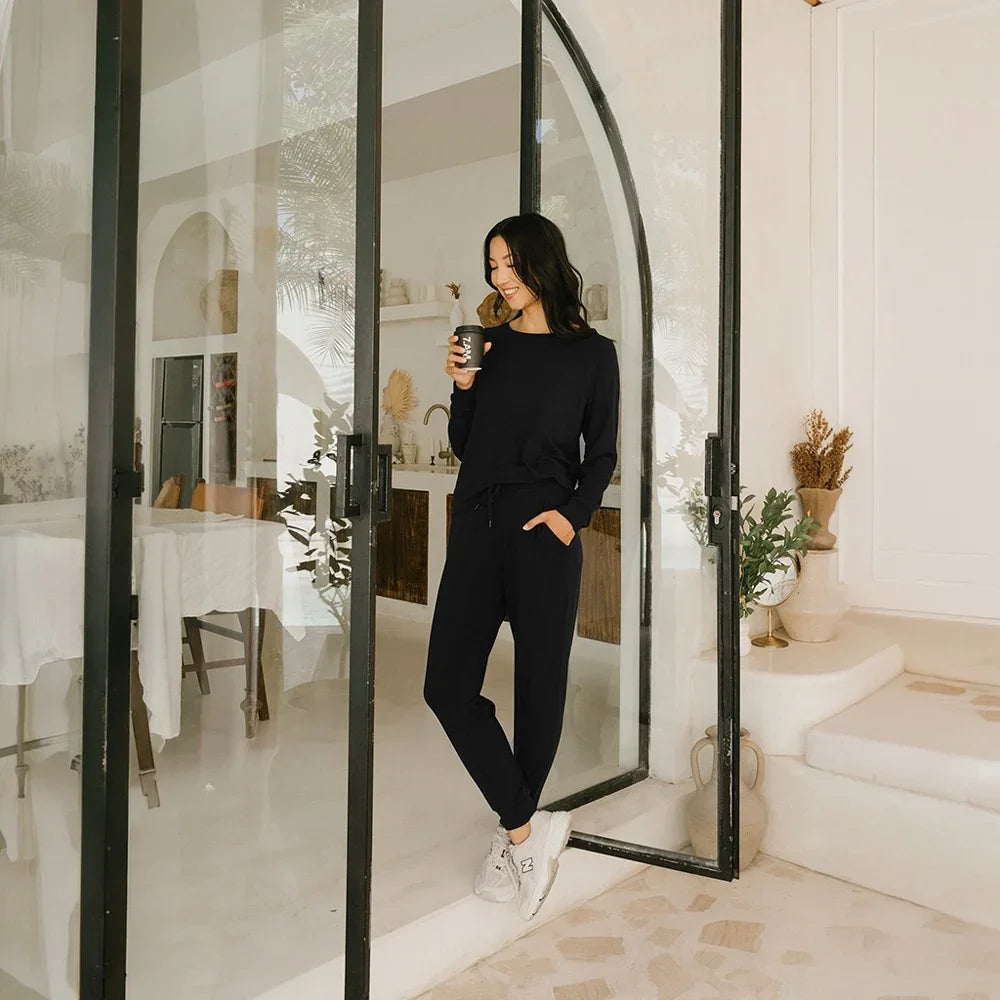 Airmode Jogger Set in Noir Exhale by Selenight Co — image 11