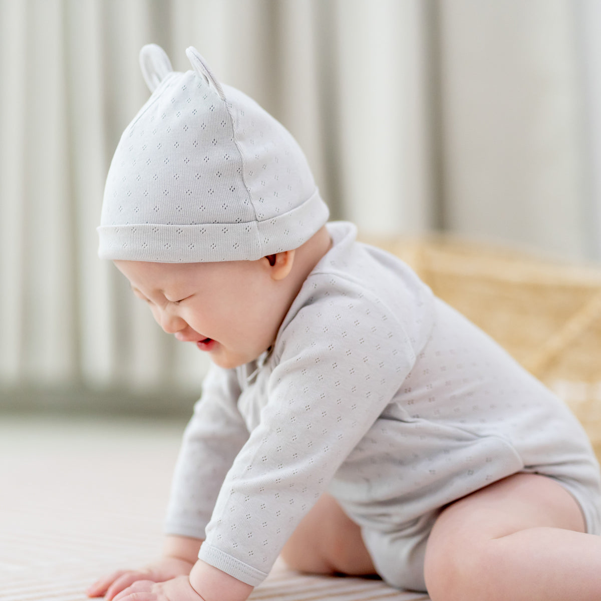 Baby Organic Long Sleeve Kimono Romper in Grey by Le Petit Society — image 5
