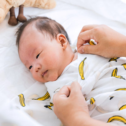 Baby Organic Swaddle in Banana by Le Petit Society — image 4