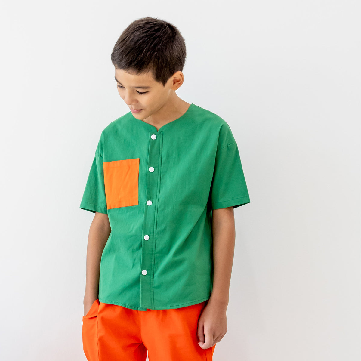 Made for Play - Boys Wide-Pocket Shirt in Green by Le Petit Society — image 5