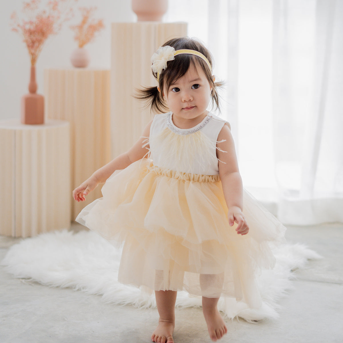 Flower Headband in Champagne