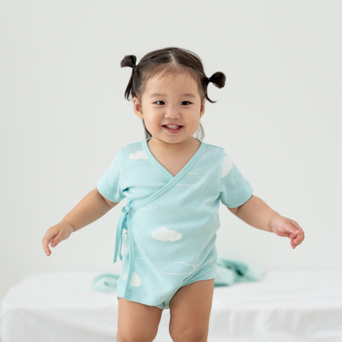 Baby Organic Short Sleeves Kimono Top in Cloud Print by Le Petit Society — image 6