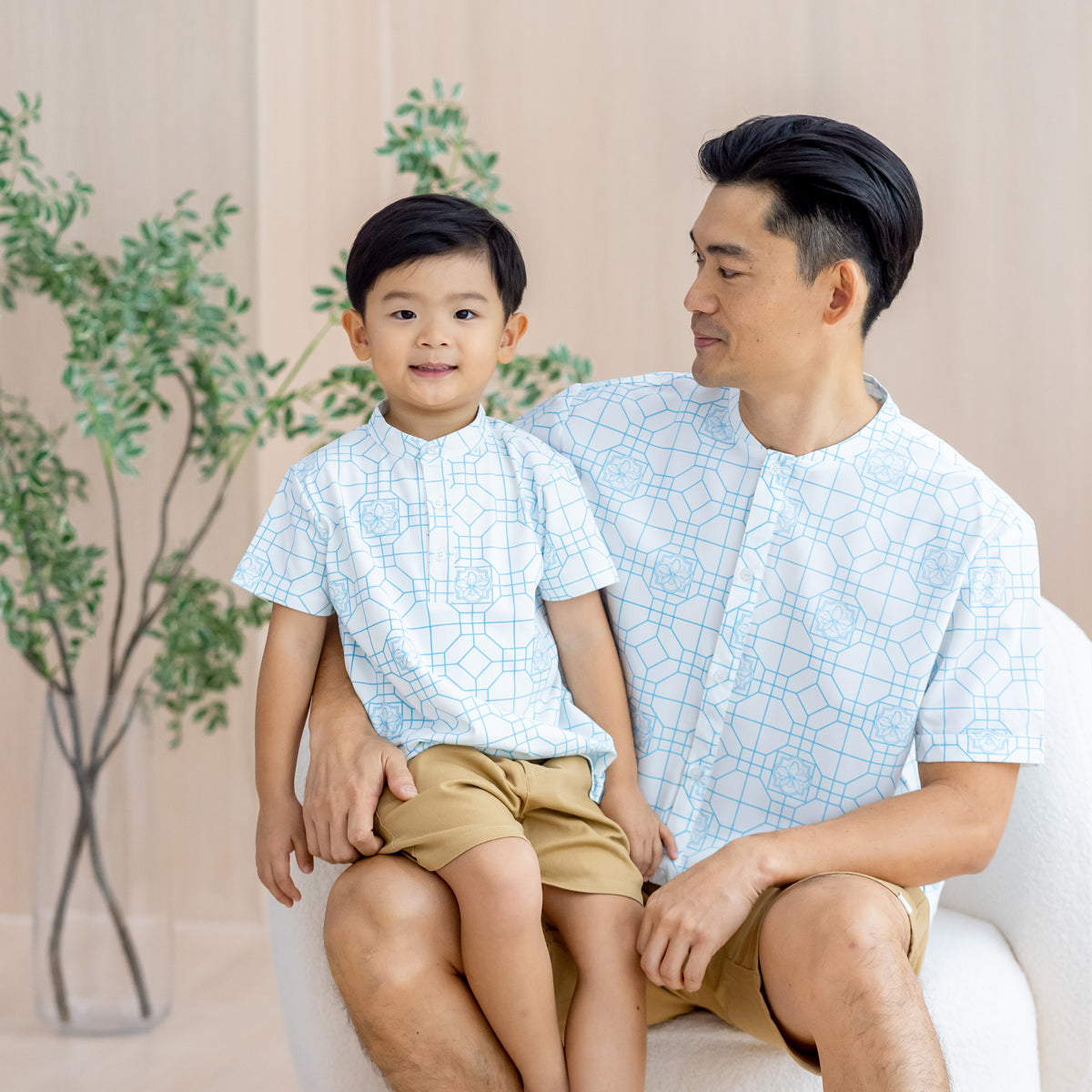 Chinese Motif Series - Men's Shirt in Blue Orchid Motif - Relaxed Fit by Le Petit Society — image 5