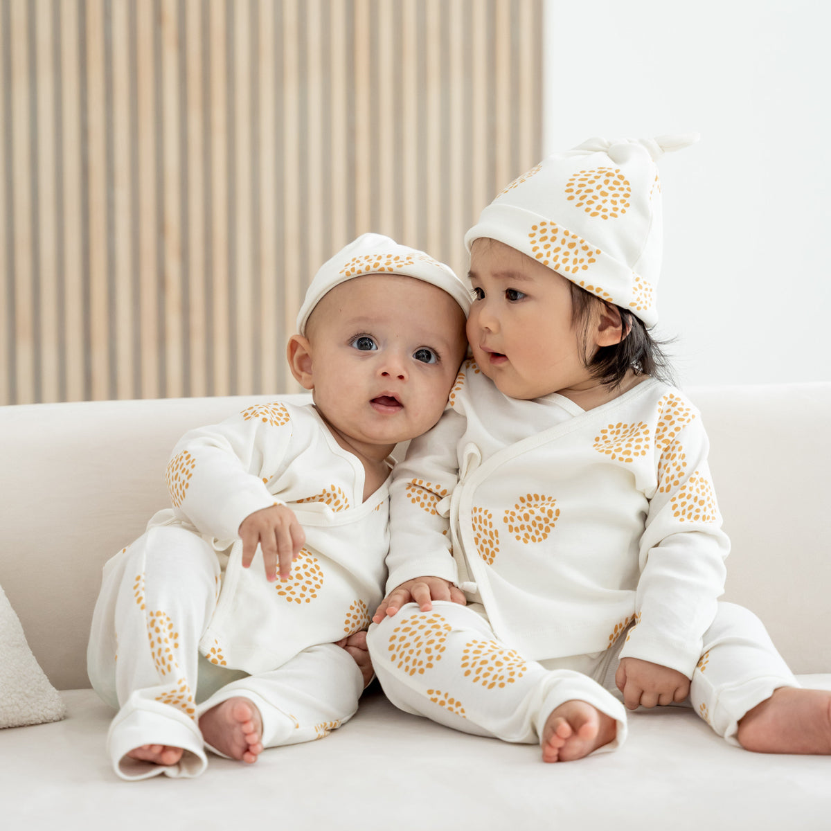 Baby Organic Long Sleeves Kimono Top in Dandelion Print by Le Petit Society — image 2