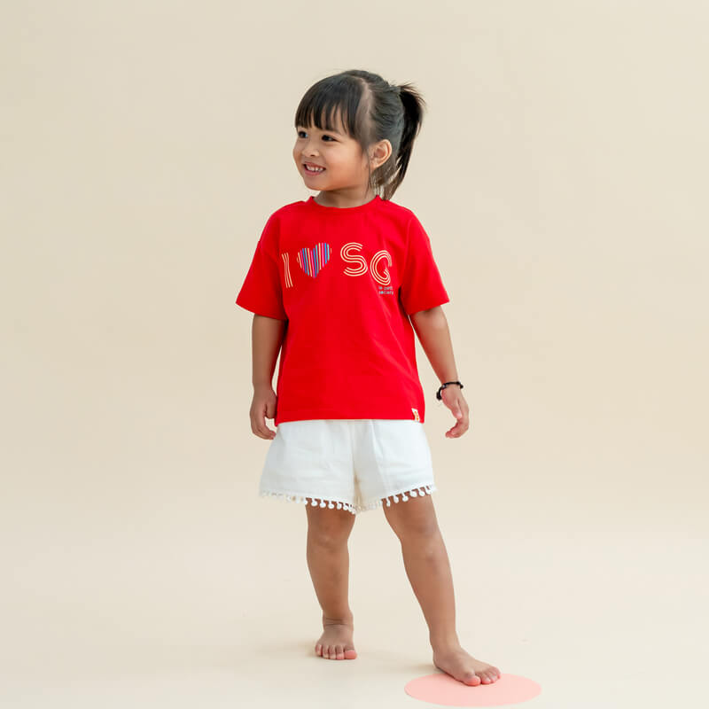 A Singapore Series in "I Love SG" Kids Tee by Le Petit Society — image 5
