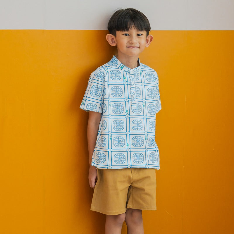 Bermuda Shorts with Adjustable Waistband in Khaki by Le Petit Society — image 3