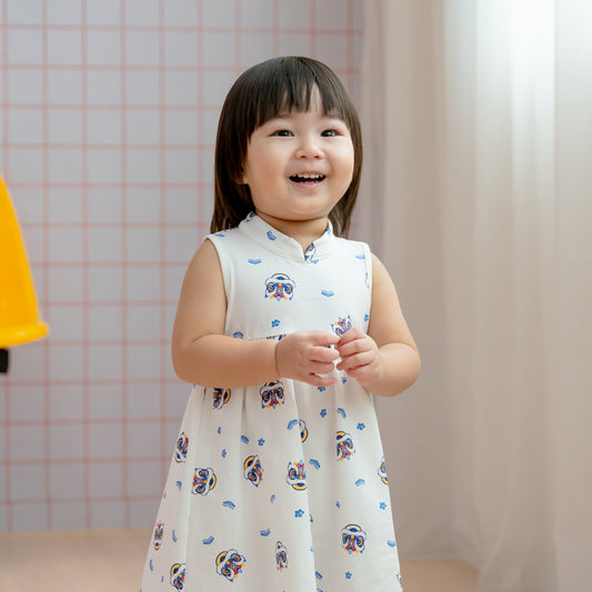 Lion Dance Series - Baby Girl Jersey Cheongsam in White by Le Petit Society