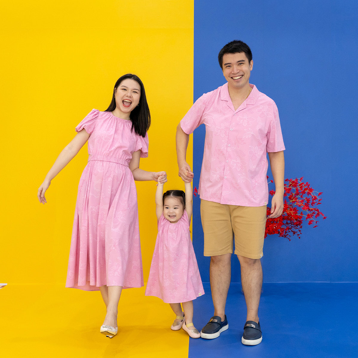 Heritage Series - Men's Camp Collar Shirt in Pink Orchid Print (Relaxed Fit) by Le Petit Society — image 4
