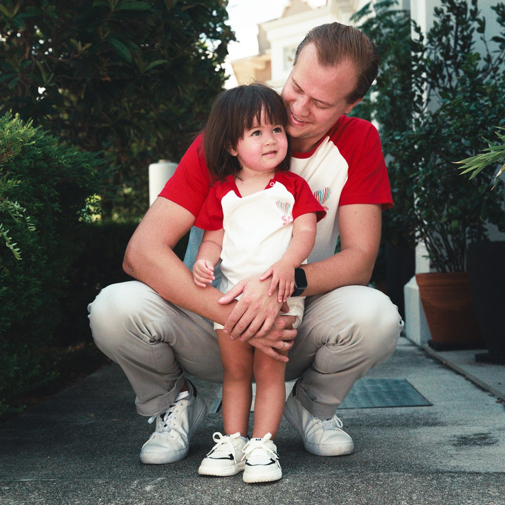 A Singapore Series in "I Love SG" Adult Raglan Tee by Le Petit Society — image 5