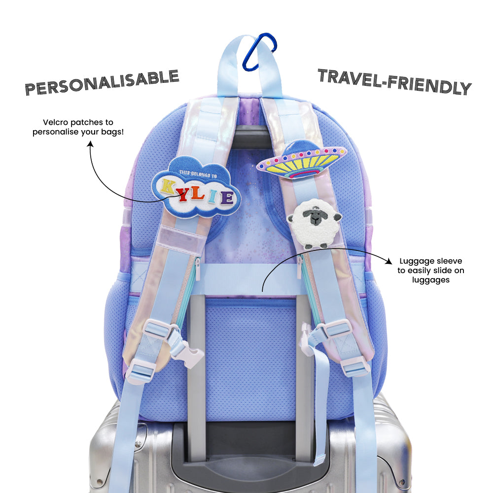 Infographic showing the personalisable and travel-friendly aspects of the LPS kids single pocket school bag.