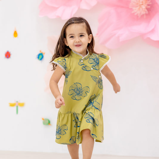 Spring Series - Girls Cheongsam in Jade Magnolia by Le Petit Society