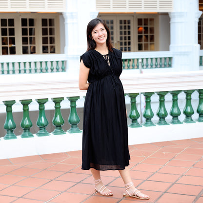 Le Petit Society x Ohhdivine - Ladies Ruched Dress in Black (Nursing-Friendly) — image 6