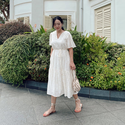 Le Petit Society x Ohhdivine - Ladies Tiered Dress in Cream (Nursing-Friendly) — image 5