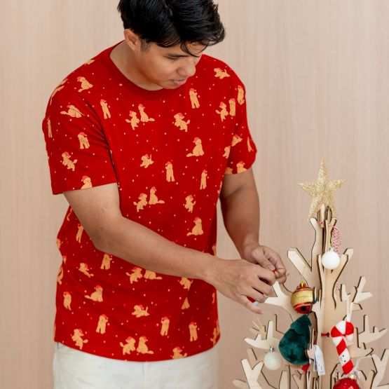 Adult Organic Tee in Christmas Puppy Print