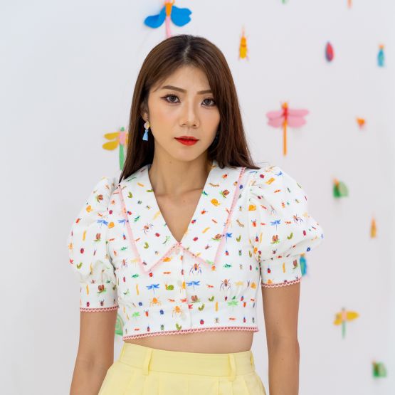 Garden Series - Ladies Puff Sleeve Top in Garden Print