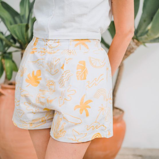 Resort Series - Ladies Shorts in Island Print