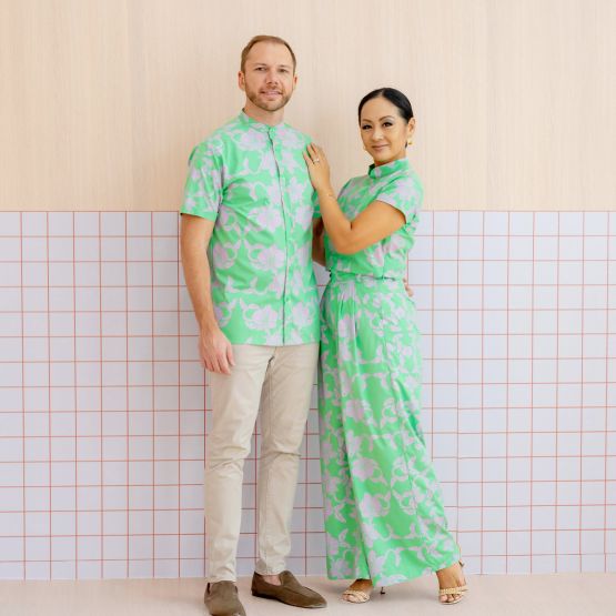 Heritage Series - Ladies Cheongsam Top in Green Orchid Print 