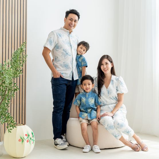 Garden Series - Men's White Shirt in Magnolia Print (Personalisable)