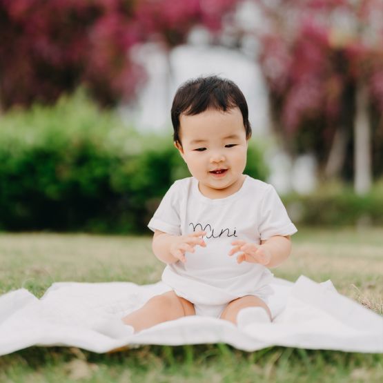 Family Tees - Mini Baby Short Sleeves Romper in White/Black