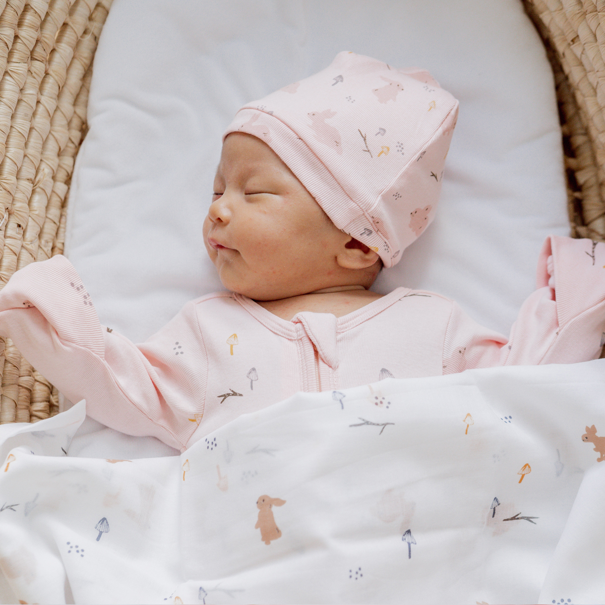 Organic Sleepsuits Pyjamas for Newborn - Le Petit Society 2022